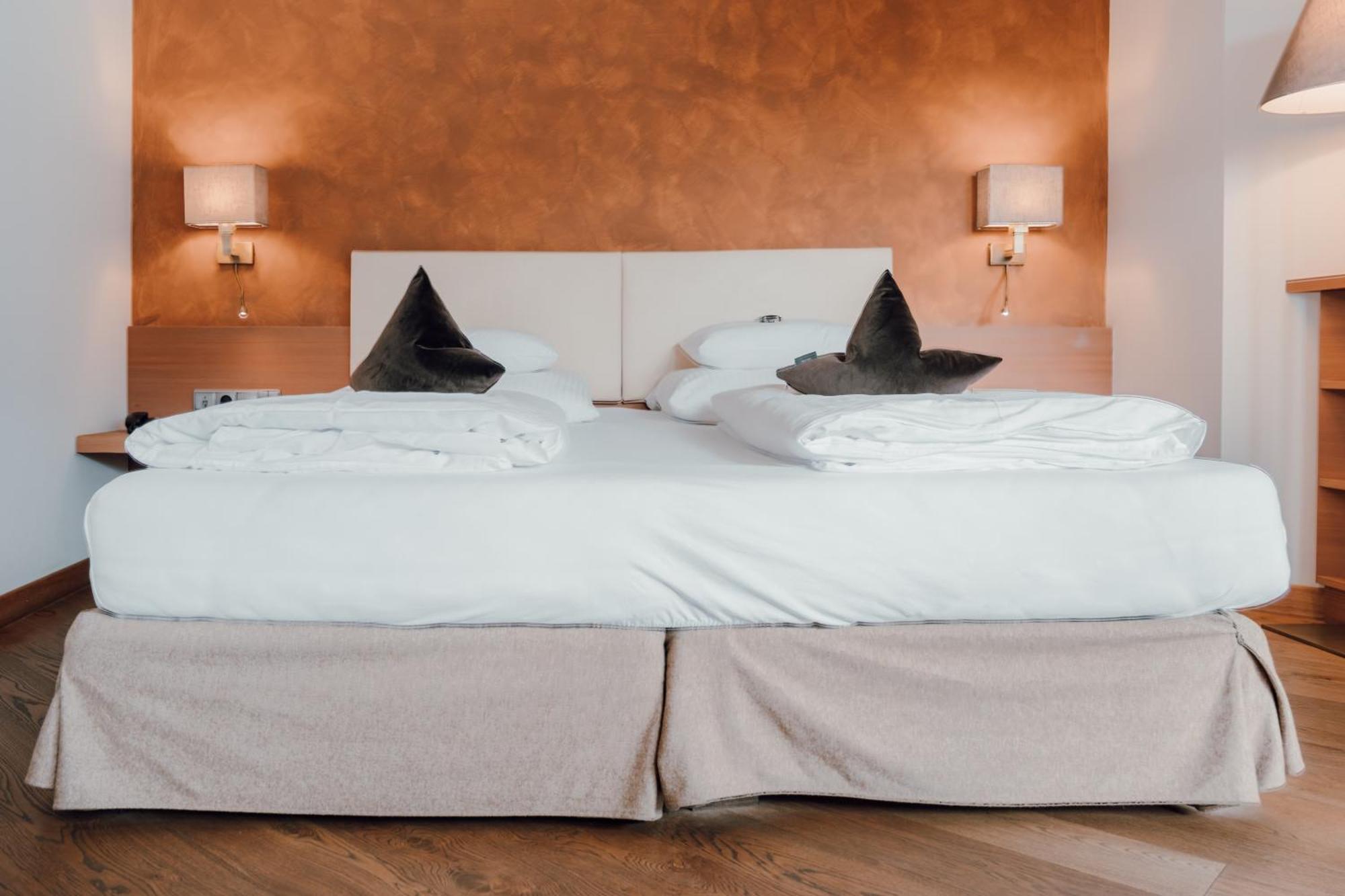 Residence Hotel Alpinum Campo Tures Exterior photo
