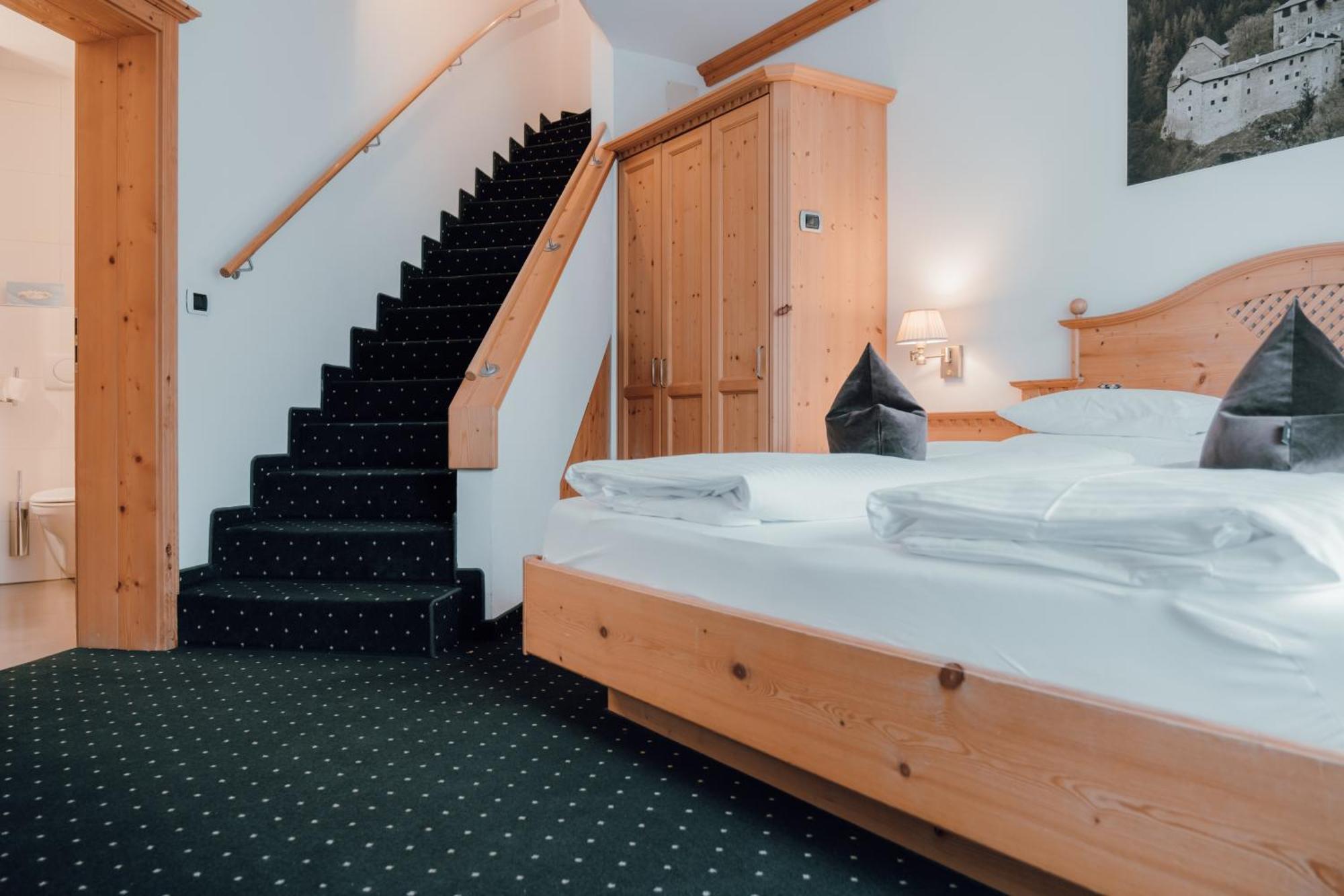 Residence Hotel Alpinum Campo Tures Exterior photo
